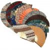 Eventail en bois et tissus 28cm