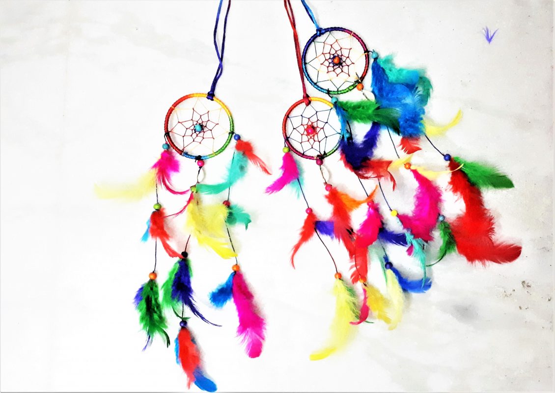 Attrape rêves trples bleu rose vert plumes + perles