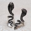 Bague cobra argentée