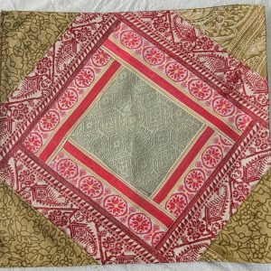 Housse de Coussin en patchwork de soie d'Inde