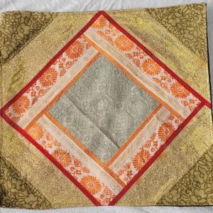 Housse de Coussin en patchwork de soie d'Inde