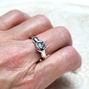 Bague HUG argentée articulée