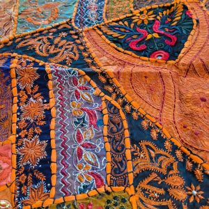 Tenture Murale patchwork de tissus recyclés indiens 0.6x0.80m Tenture Murale patchwork de tissus recyclés indiens 0.6x0.80m