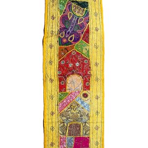 Tenture Murale patchwork de tissus recyclés brodés de perles 0.50x1.20m - jaune