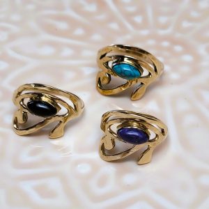 Alternative view of Bague dorée oeil d'Horus Onyx