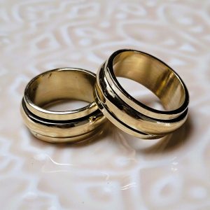 Anneau tournant doré Tino