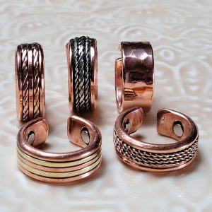 Alternative view of Bague en cuivre Léo