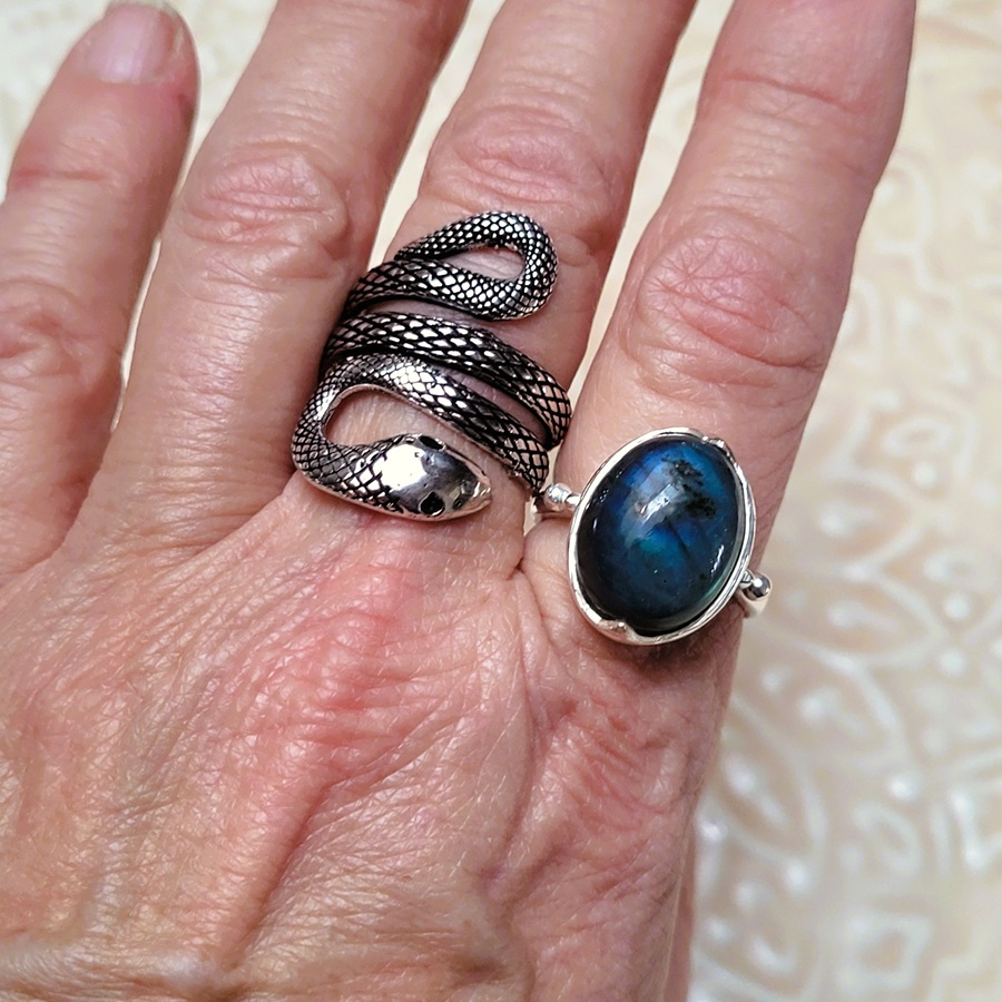 Bague serpent Aoda argentée Bague serpent Aoda argentée – Image 2