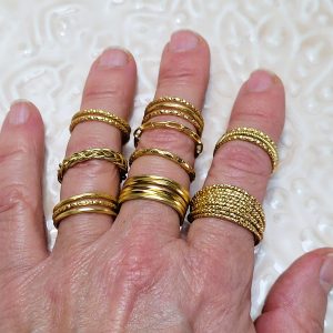 Alternative view of Bague Elia dorée