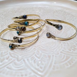 Alternative view of Bracelet de bras doré et pierres