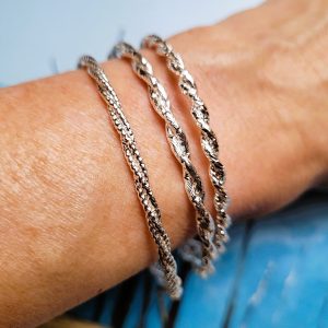 Alternative view of Demi-Joncs argentés Louise