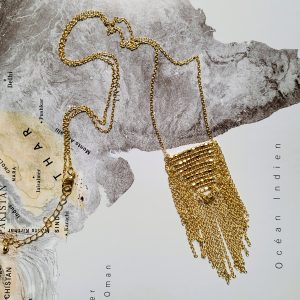 Alternative view of Collier doré Misha