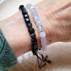 Alternative view of Bracelet pierre Lyra