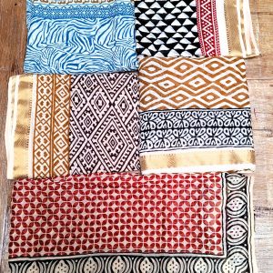 Alternative view of Grand foulard Aura