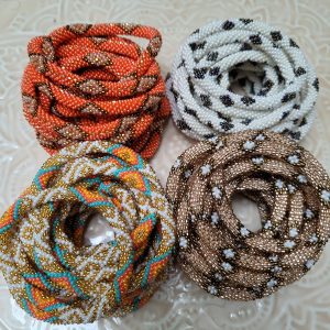 Alternative view of Bracelet Népalais Orange Blanc